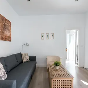 https://alameda-apartments.es-andalucia.com